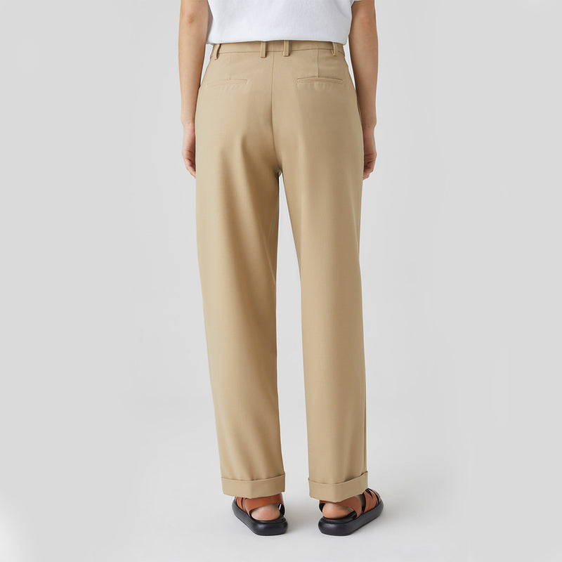 Style Name Auckley pants beige