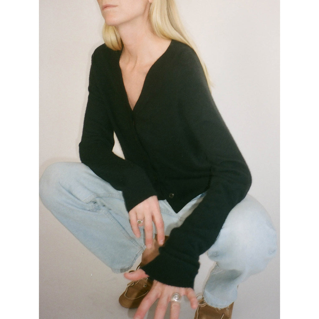 Air V-cardigan black