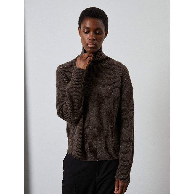 Premium ribbed turtleneck leo