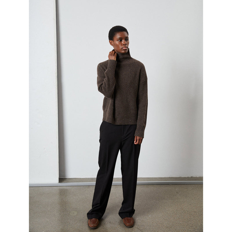 Premium ribbed turtleneck leo